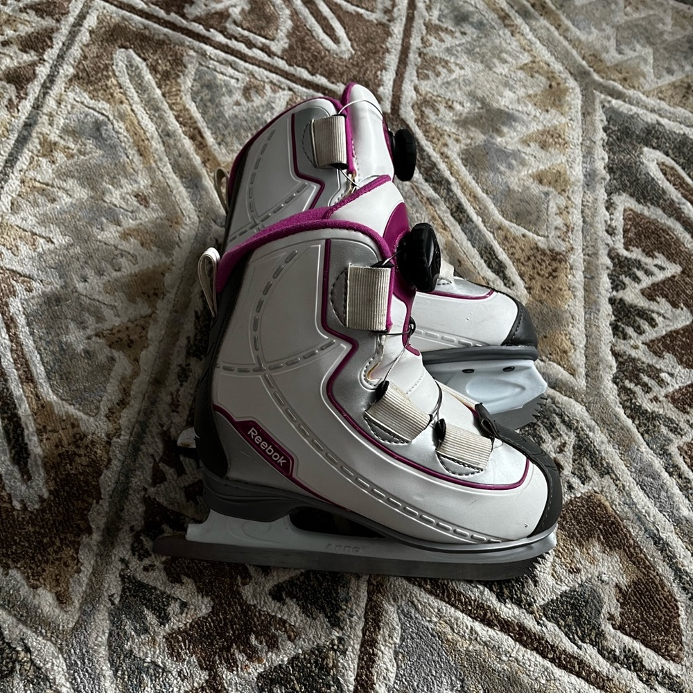 Reebok Pink and Gray Skates lace free BOA system size 12